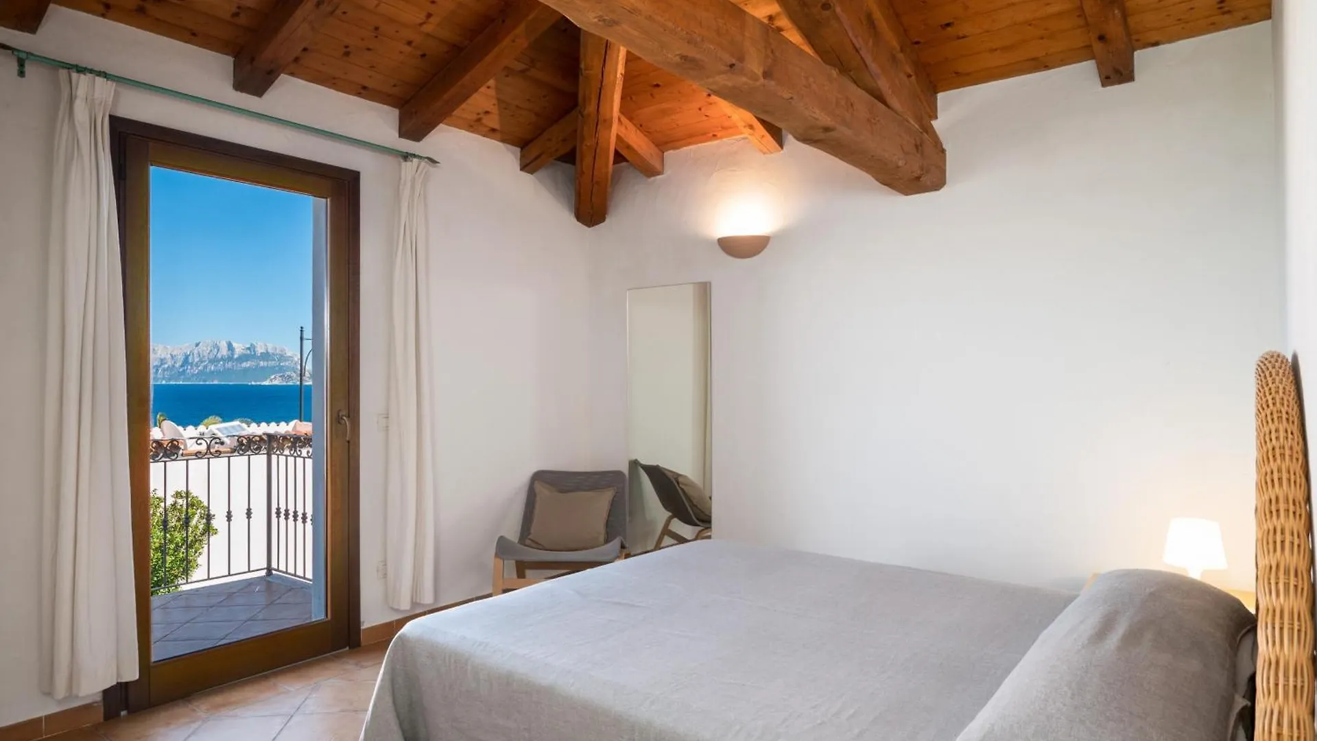 Apartment Bellosguardo 3, 8 - Klodge Olbia