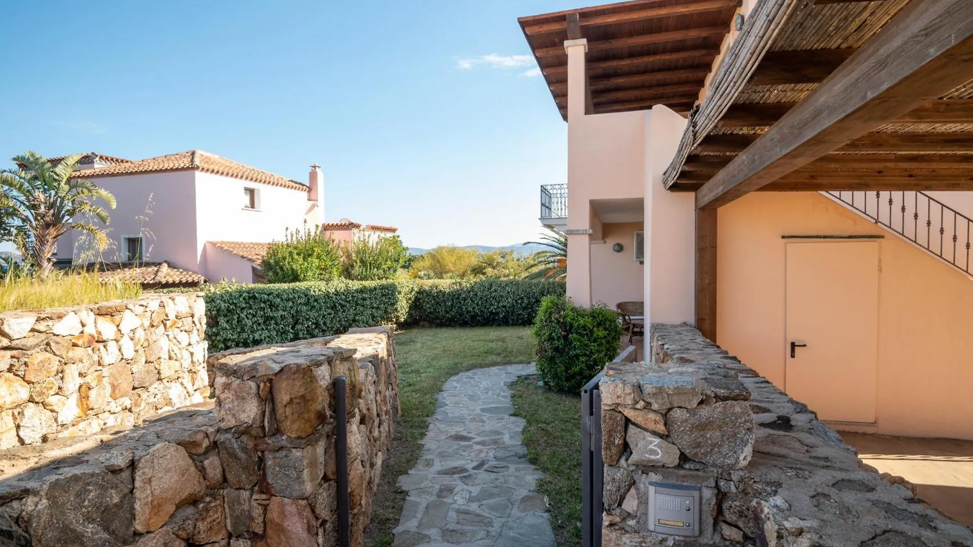 Bellosguardo 3, 8 - Klodge Olbia