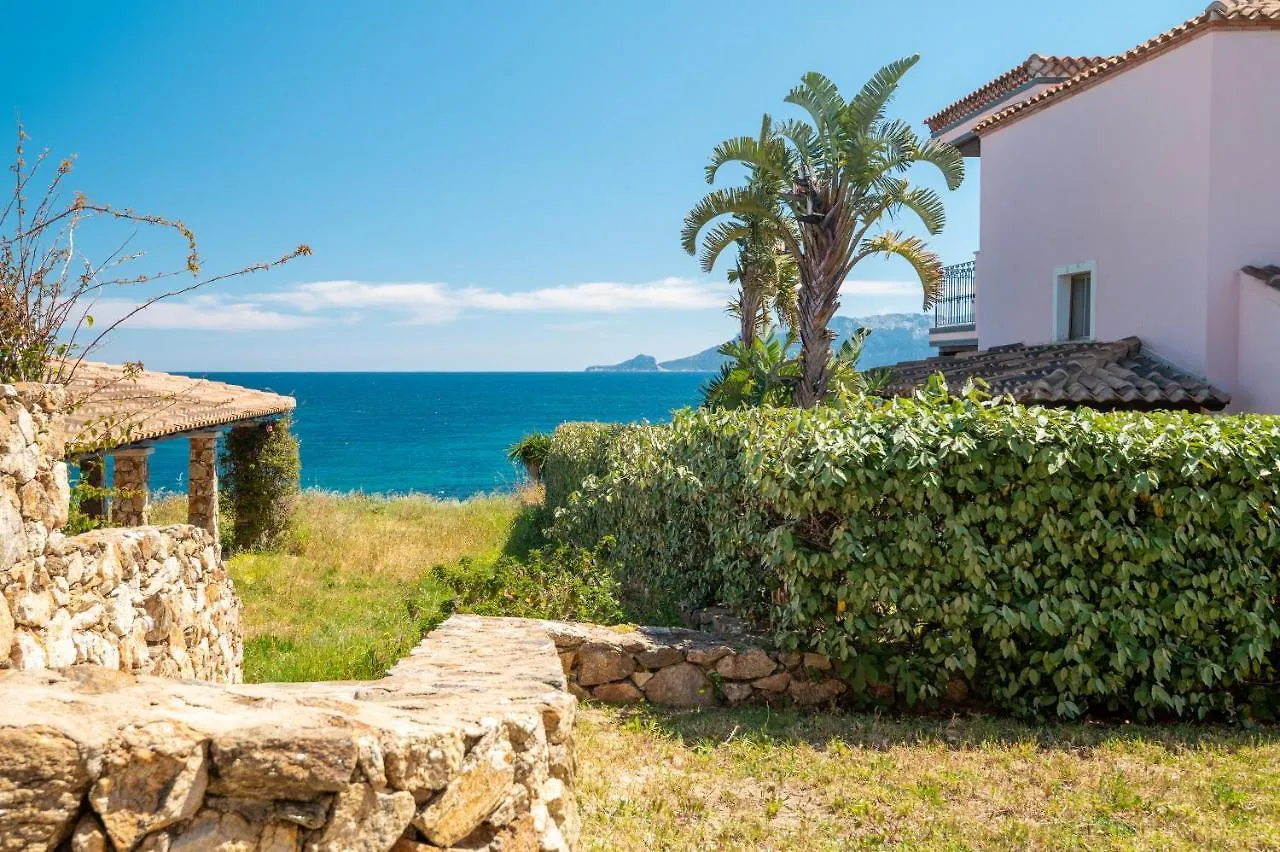 Bellosguardo 3, 8 - Klodge Olbia Italy