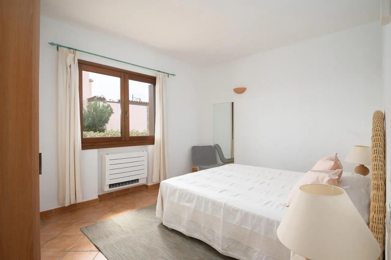 Bellosguardo 3, 8 - Klodge Olbia 0*,  Italy